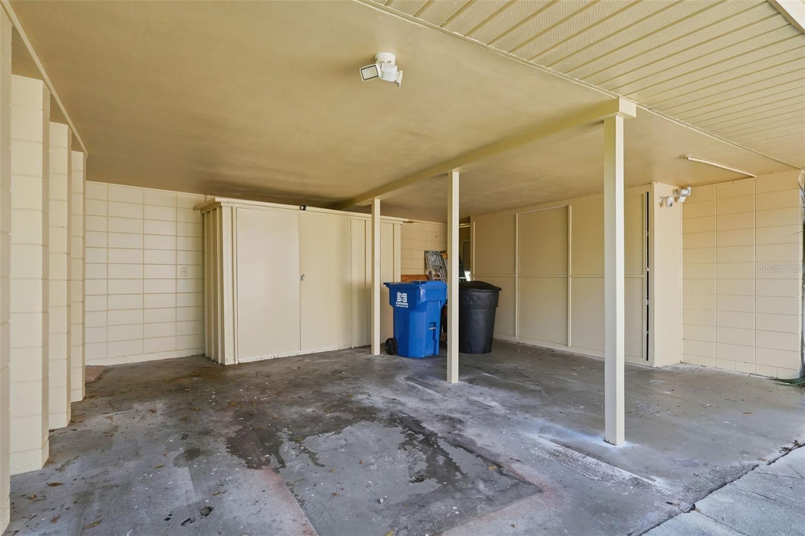 Image 33 of 39 For 3944 49th Avenue S