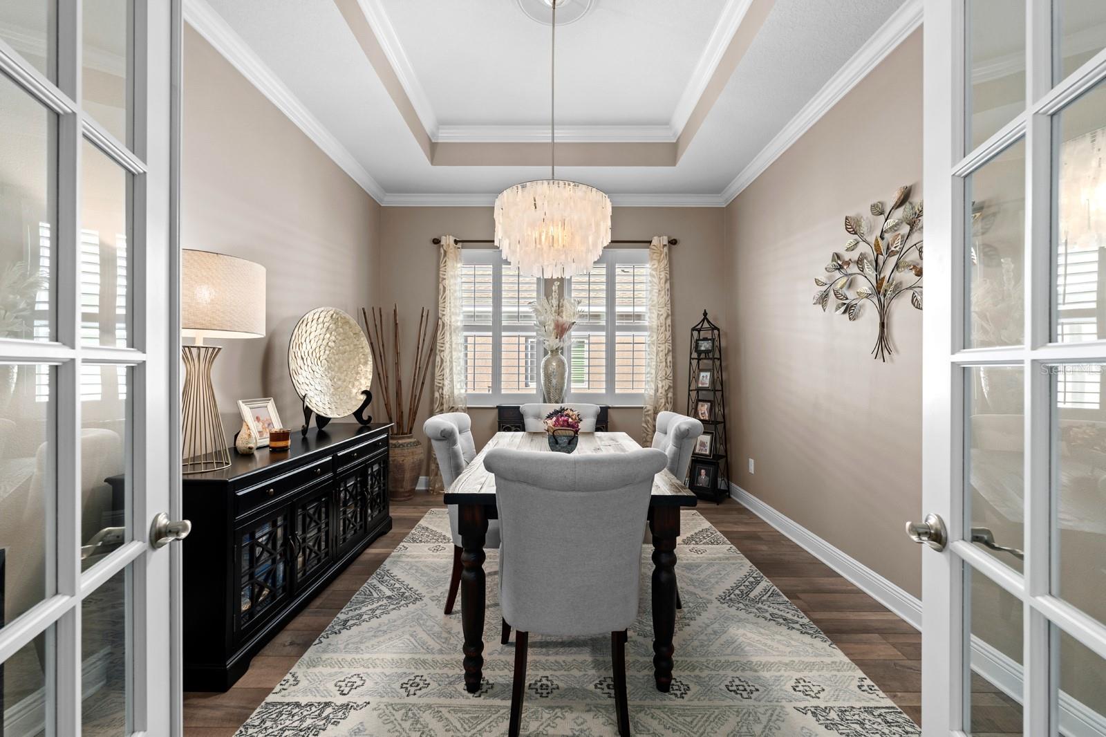 Listing photo id 17 for 1307 Charleen Street