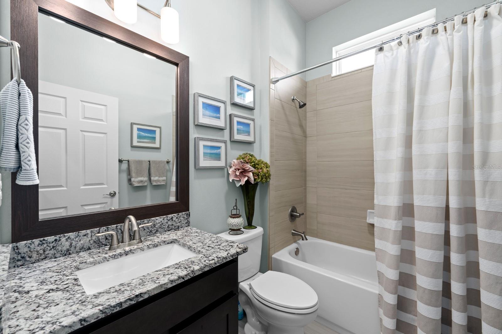 Listing photo id 21 for 1307 Charleen Street