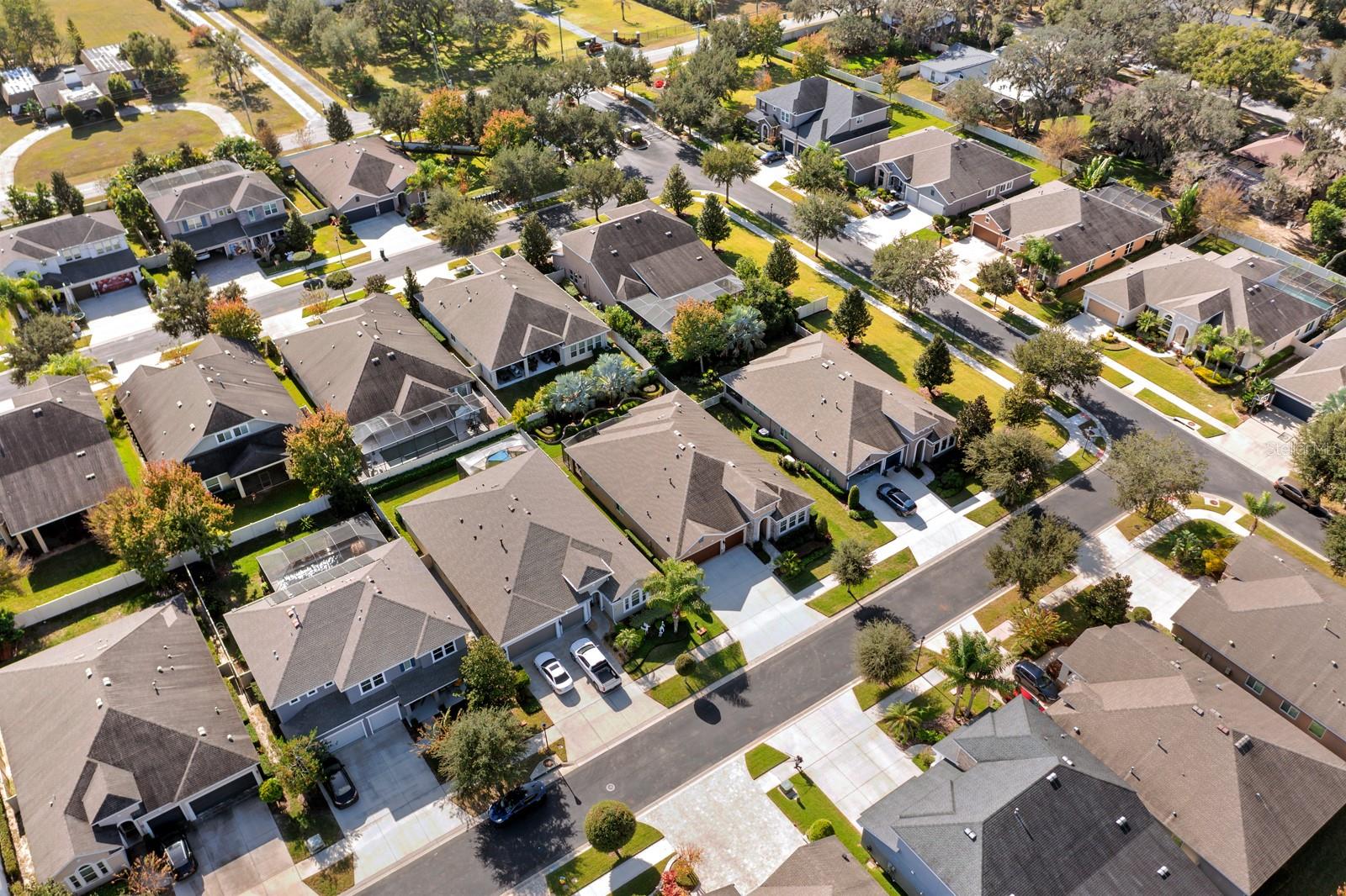 Listing photo id 31 for 1307 Charleen Street