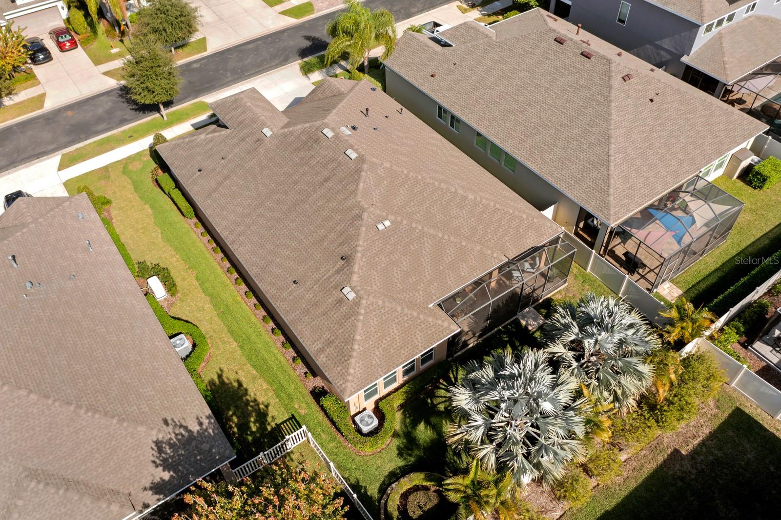 Listing photo id 33 for 1307 Charleen Street