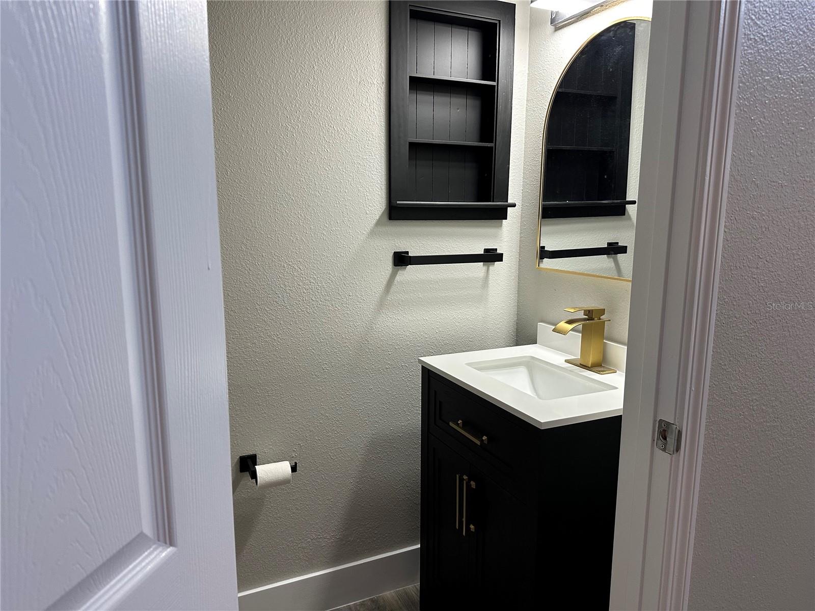 Image 13 of 30 For 11088 Sedgefield Avenue