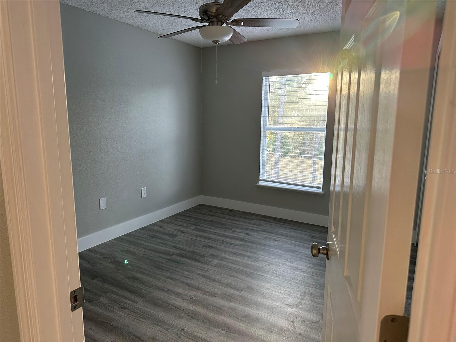 Image 22 of 30 For 11088 Sedgefield Avenue