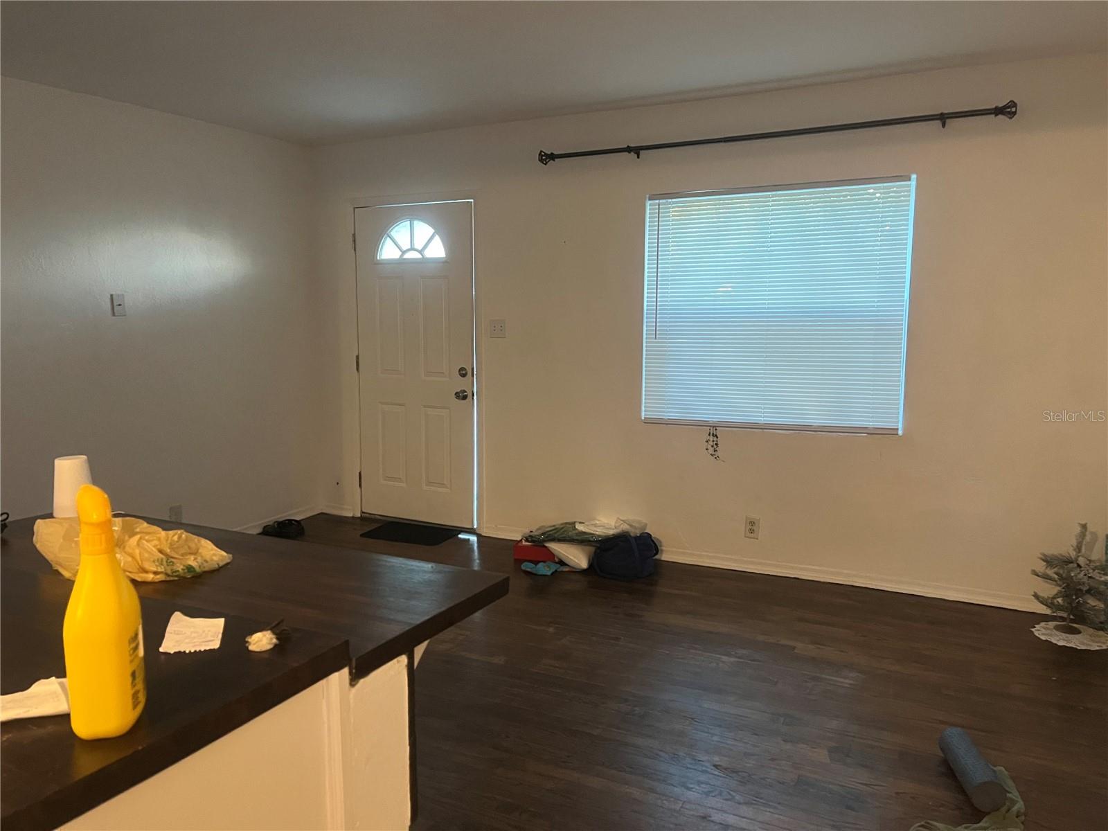 Image 4 of 7 For 3225 32nd Avenue N