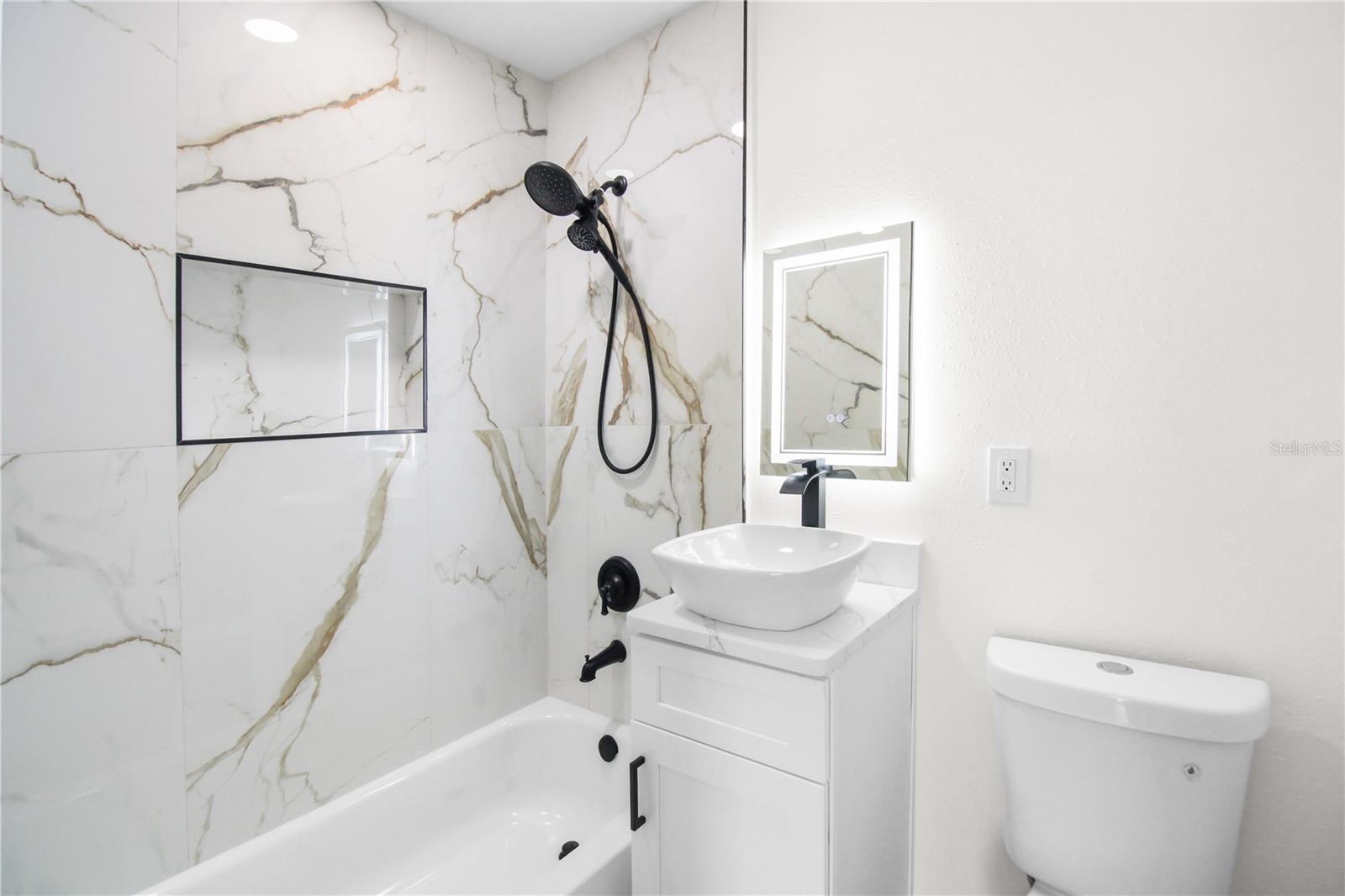 Image 19 of 28 For 1984 64th Avenue N