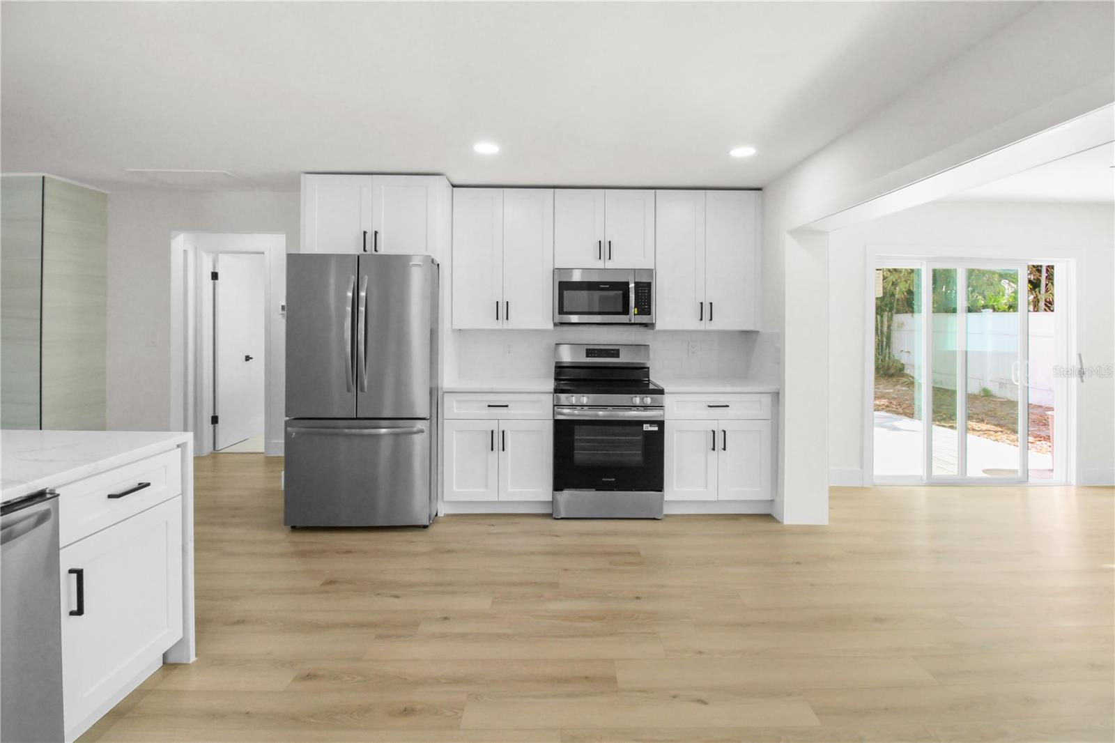 Image 4 of 28 For 1984 64th Avenue N