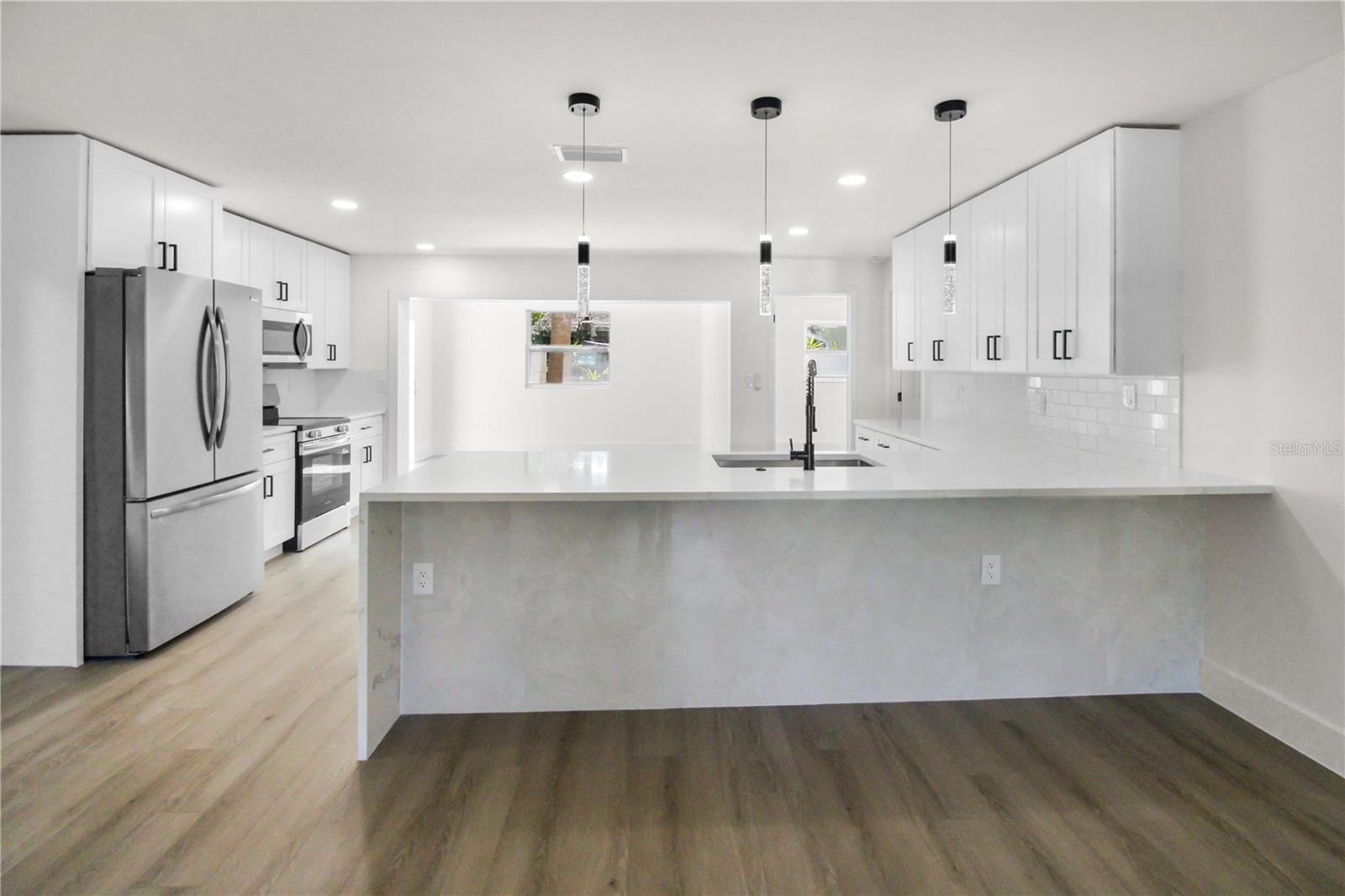 Image 8 of 28 For 1984 64th Avenue N