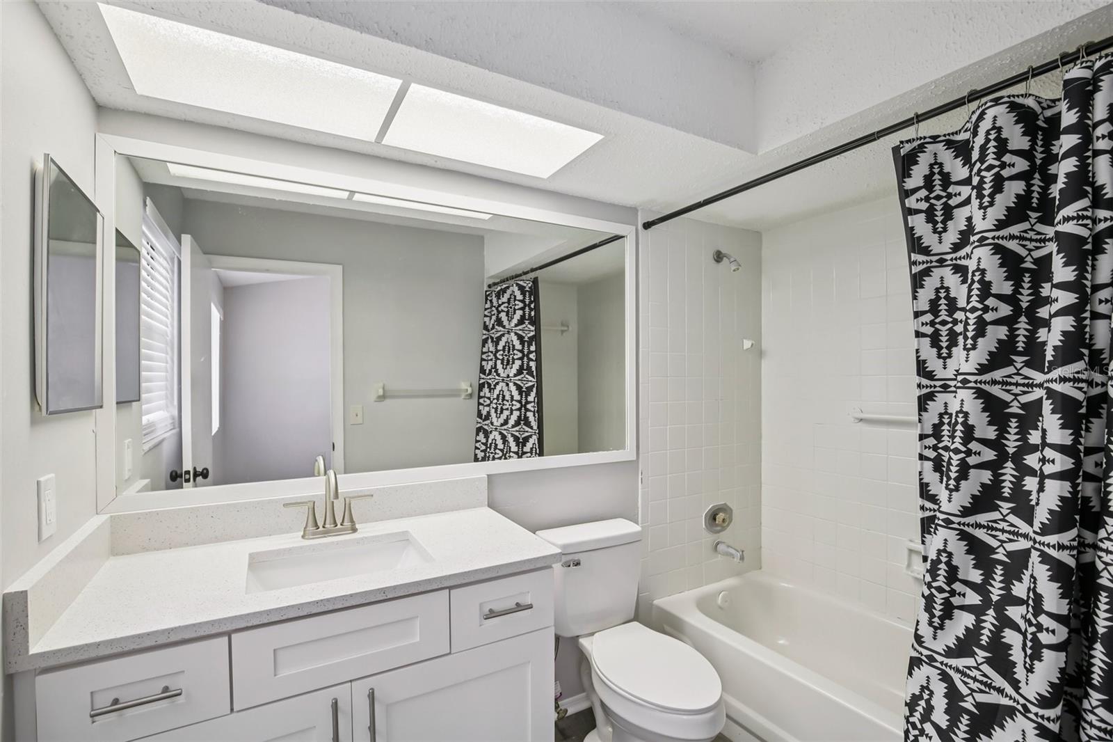 Listing photo id 19 for 1408 Woodstork Drive