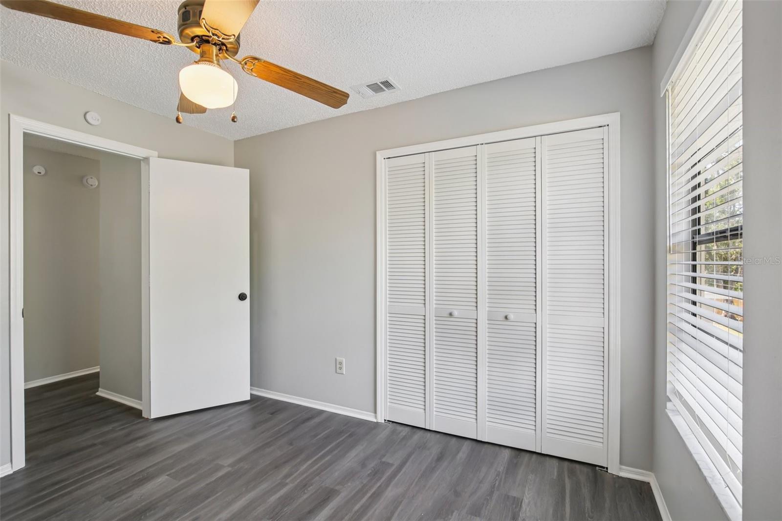 Listing photo id 22 for 1408 Woodstork Drive