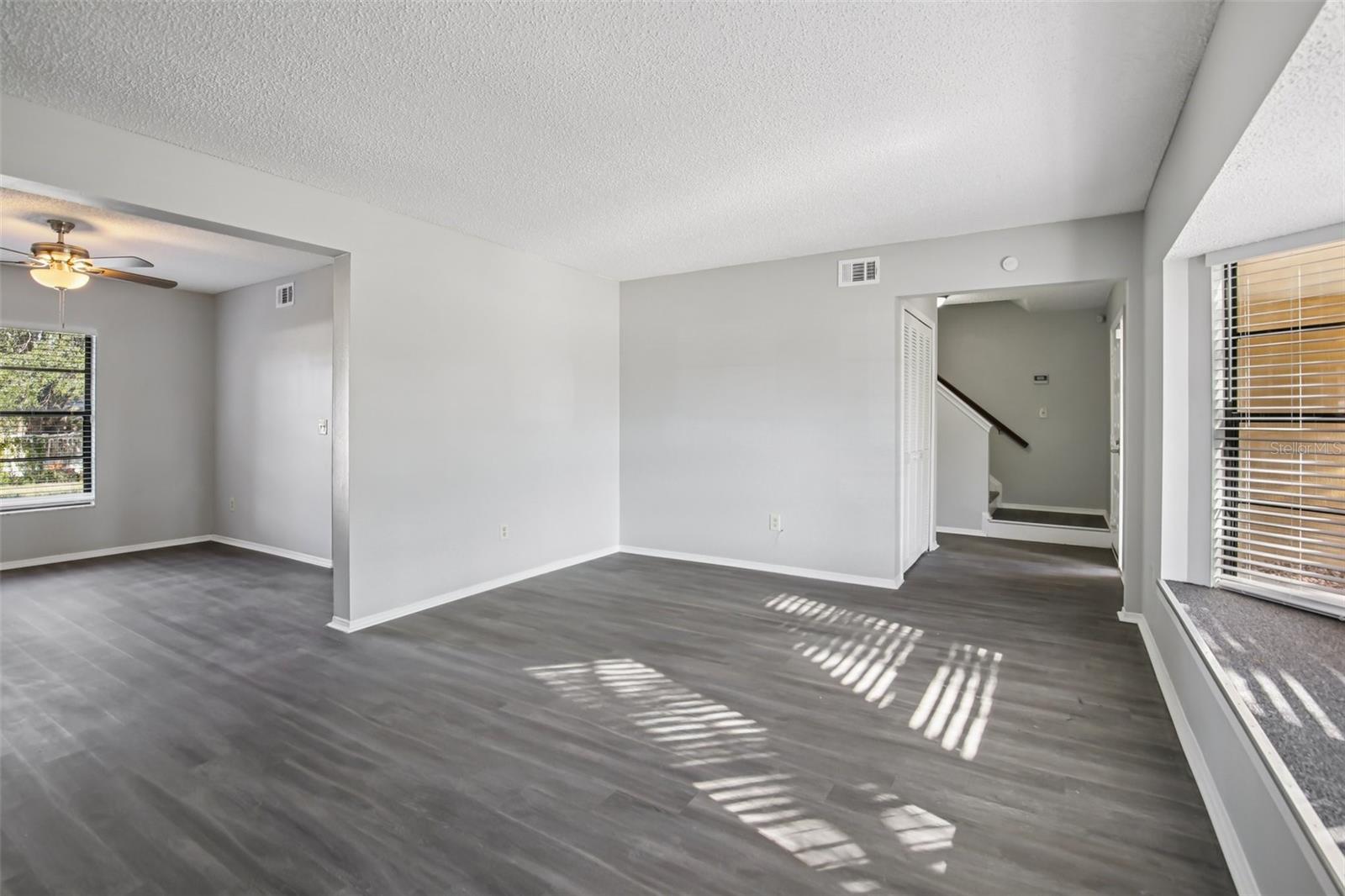 Listing photo id 1 for 1408 Woodstork Drive