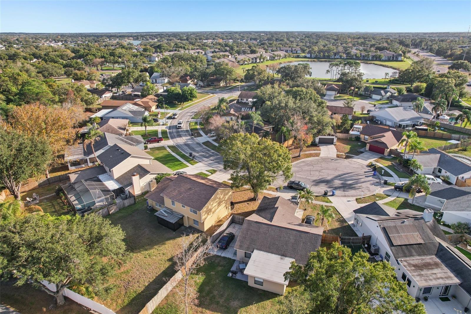 Listing photo id 48 for 1408 Woodstork Drive