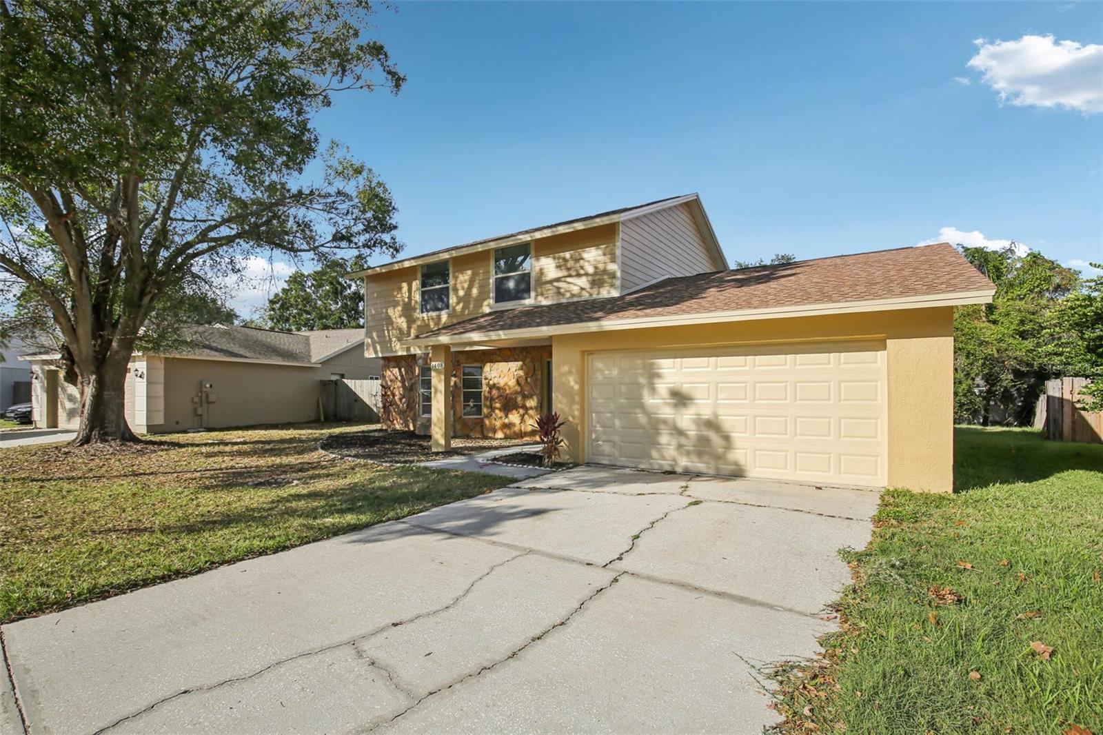 Listing photo id 49 for 1408 Woodstork Drive