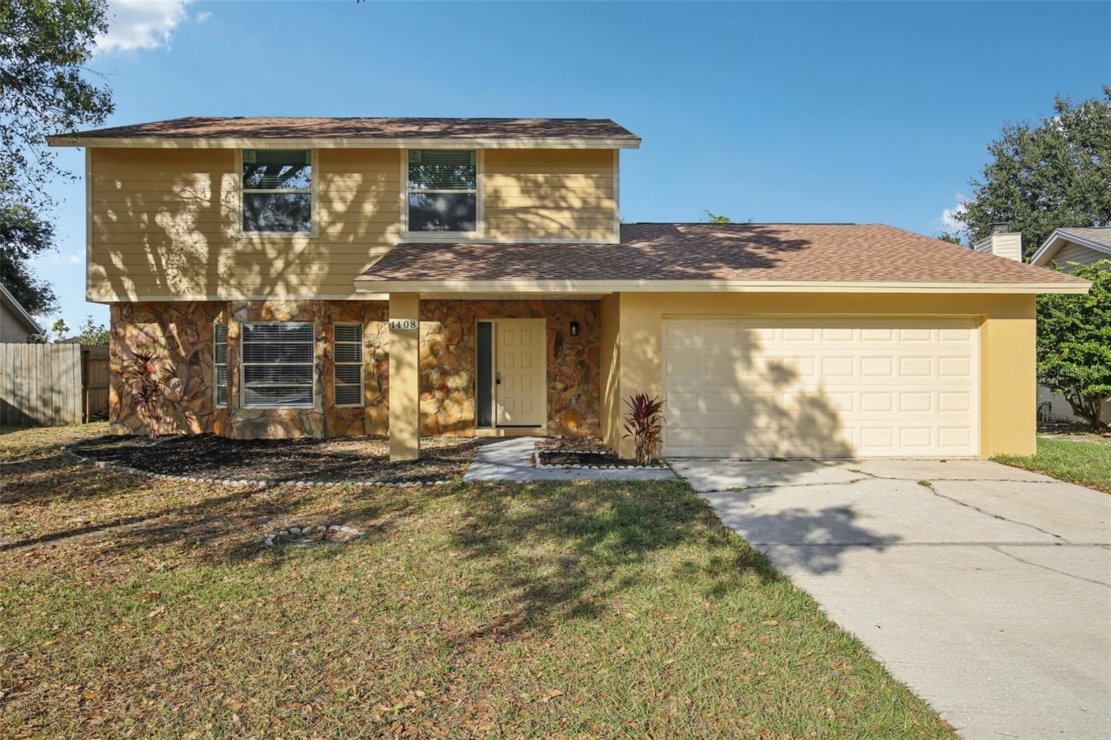 Listing photo id 50 for 1408 Woodstork Drive