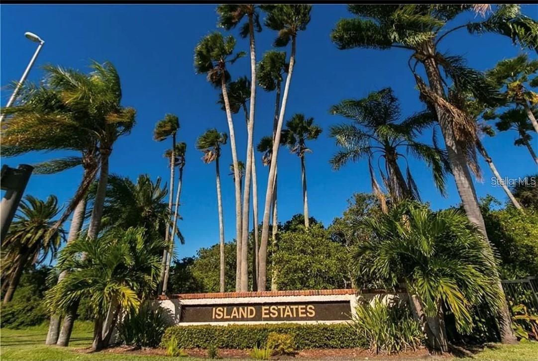 Image 35 of 45 For 400 Island Way 1606