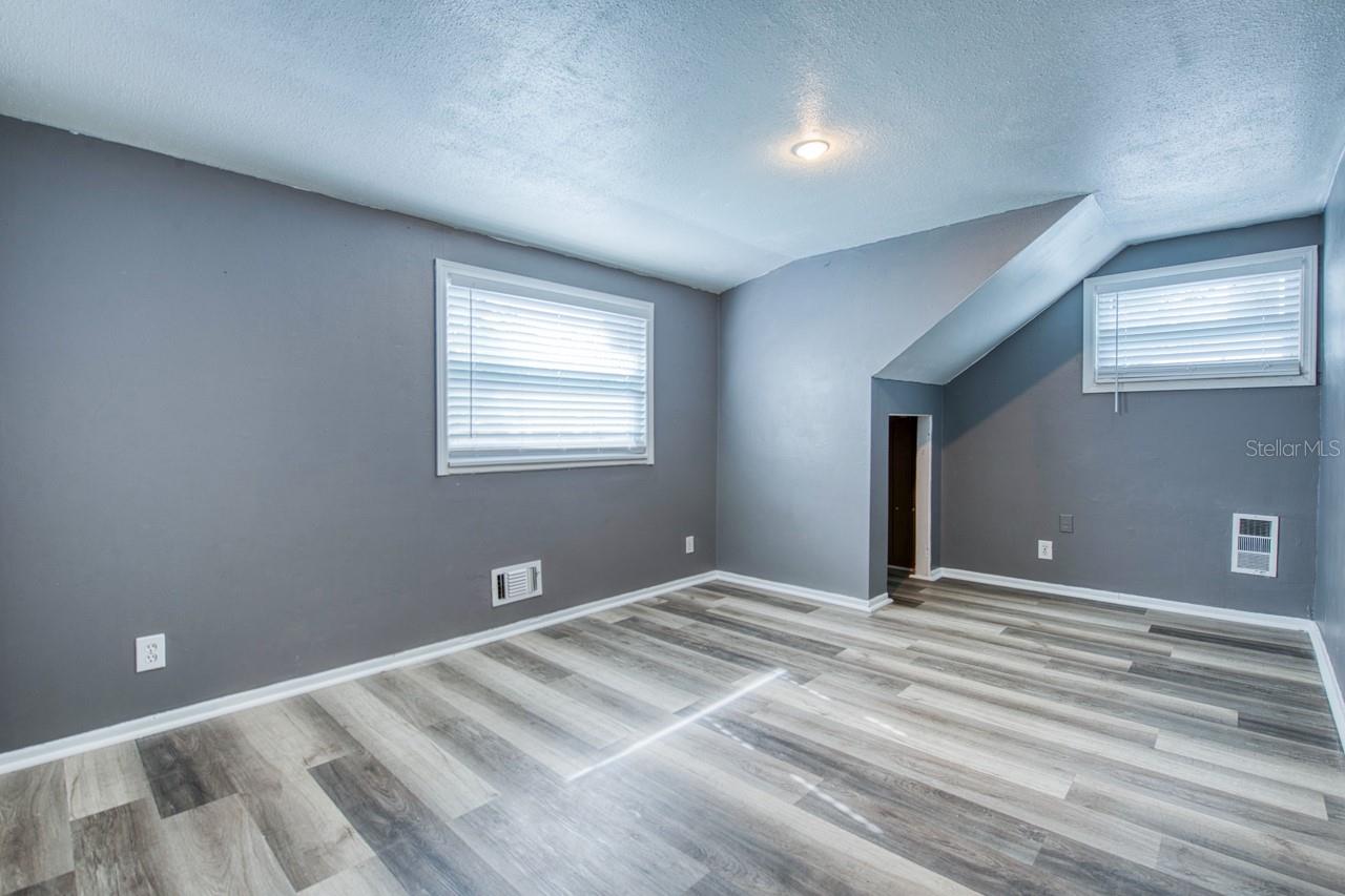 Image 13 of 48 For 2619 64th Place N