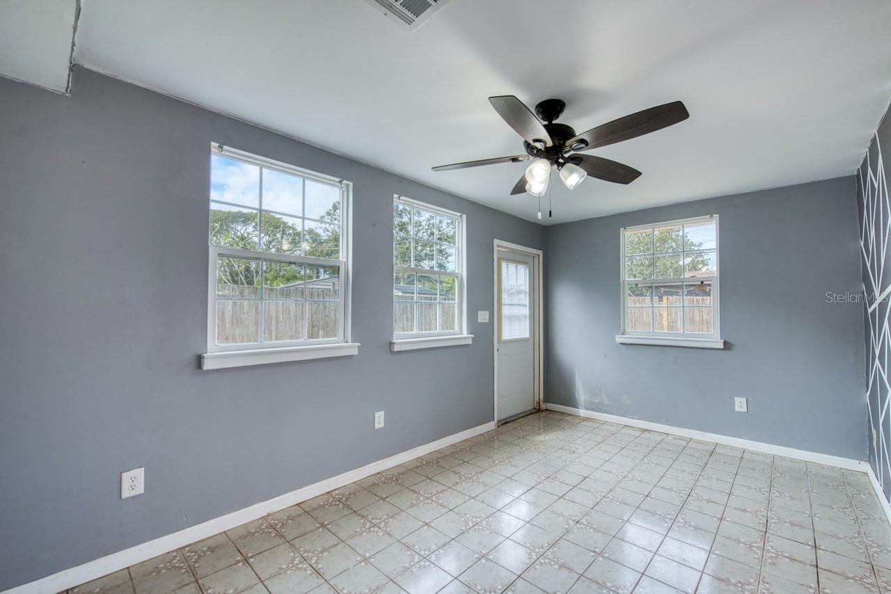 Image 19 of 48 For 2619 64th Place N