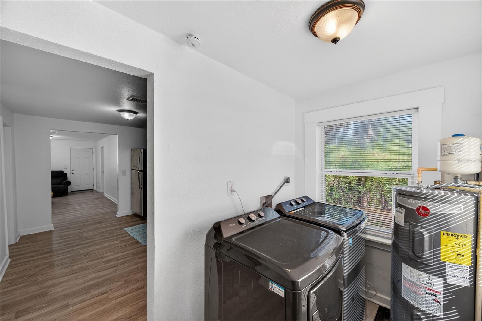 Image 22 of 28 For 4324 16th Avenue S