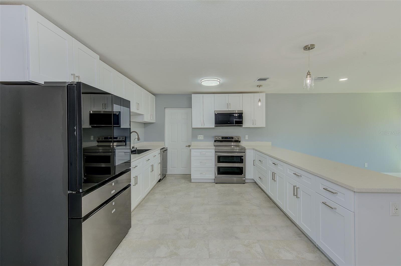 Image 10 of 45 For 6208 Florida Circle E