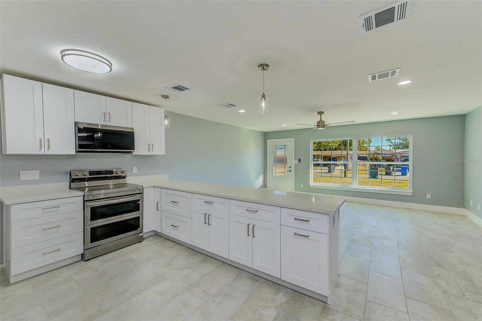 Image 12 of 45 For 6208 Florida Circle E