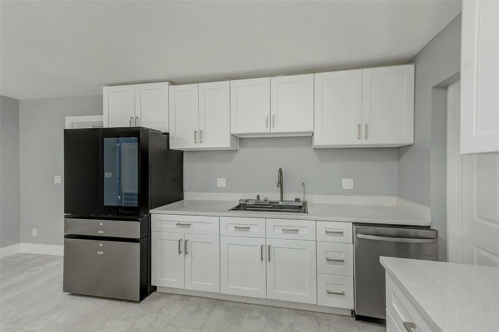 Image 13 of 45 For 6208 Florida Circle E