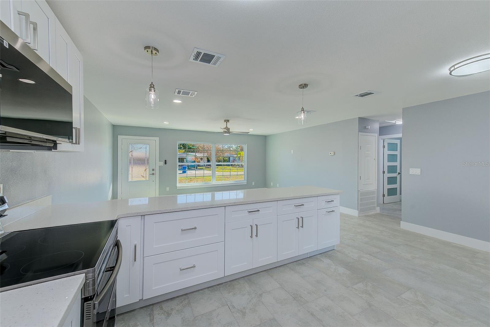 Image 14 of 45 For 6208 Florida Circle E