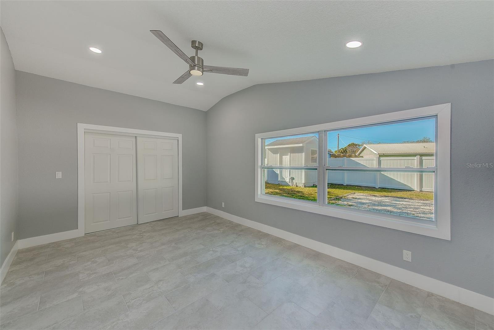 Image 15 of 45 For 6208 Florida Circle E