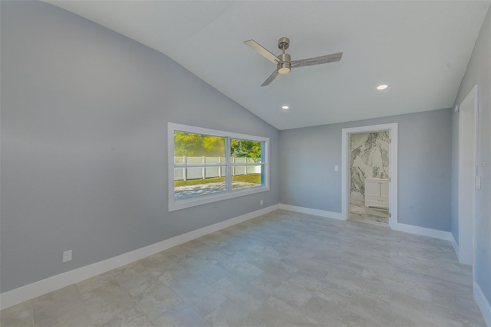 Image 17 of 45 For 6208 Florida Circle E