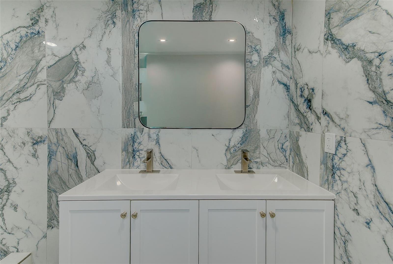 Image 19 of 45 For 6208 Florida Circle E