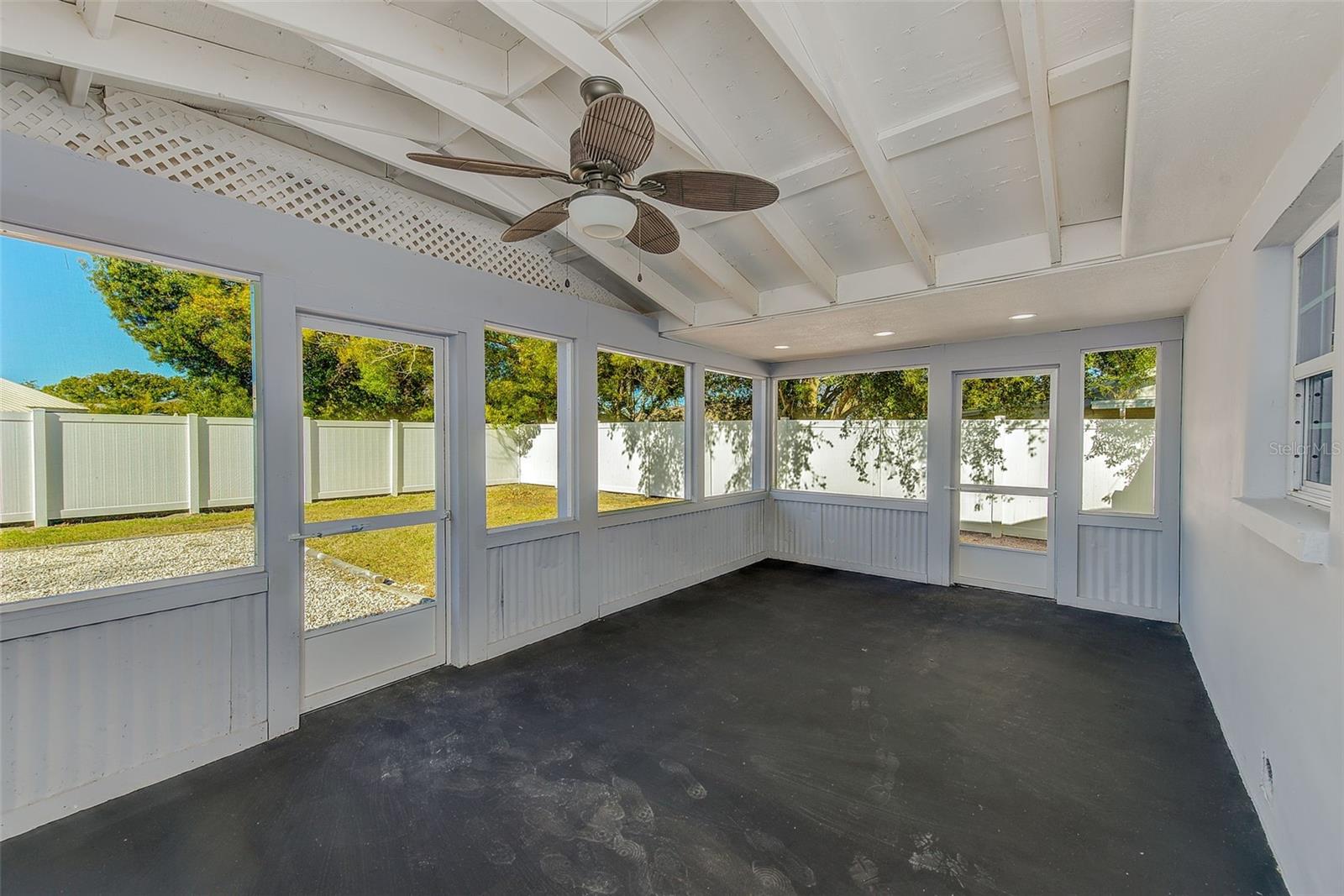 Image 30 of 45 For 6208 Florida Circle E