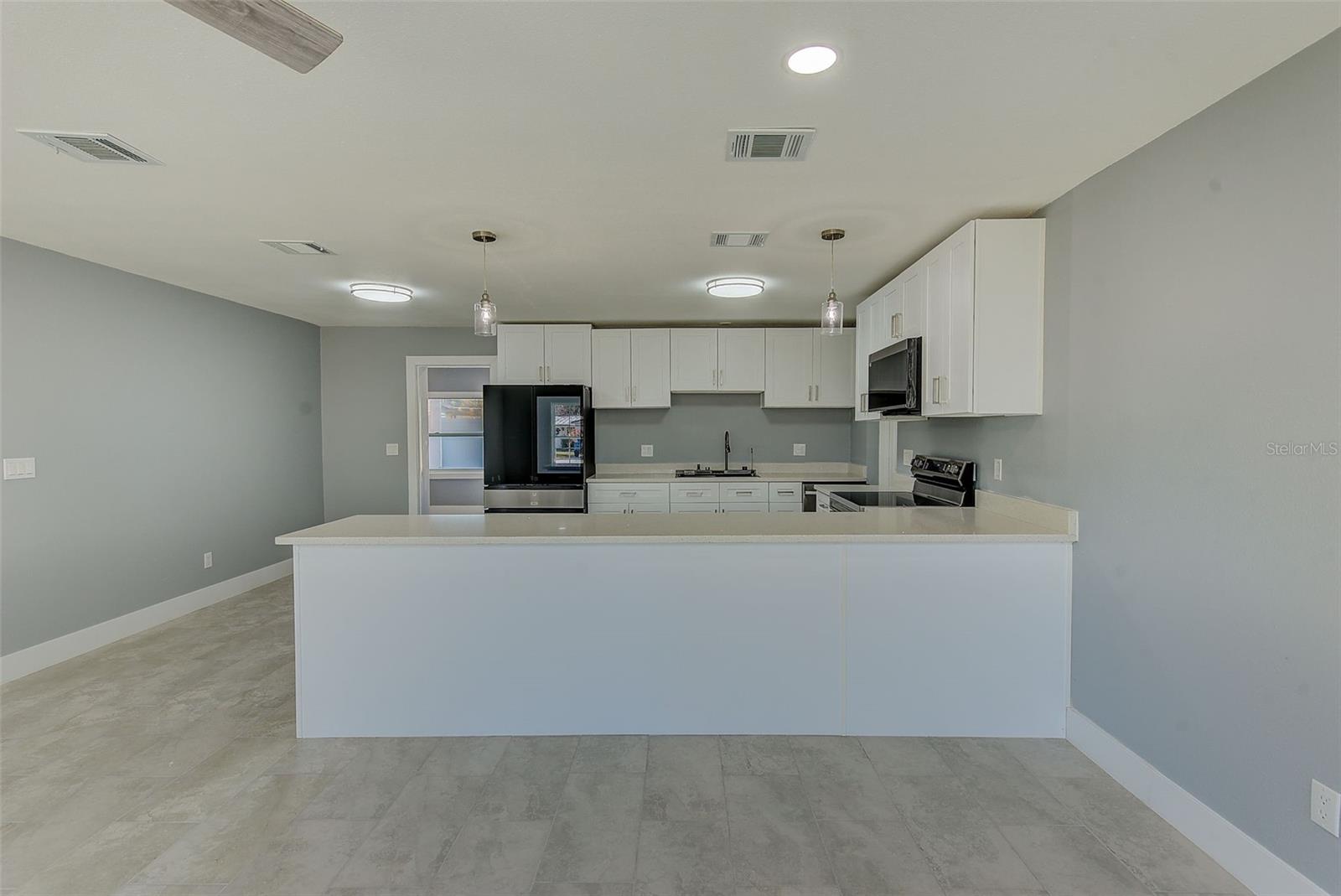 Image 8 of 45 For 6208 Florida Circle E