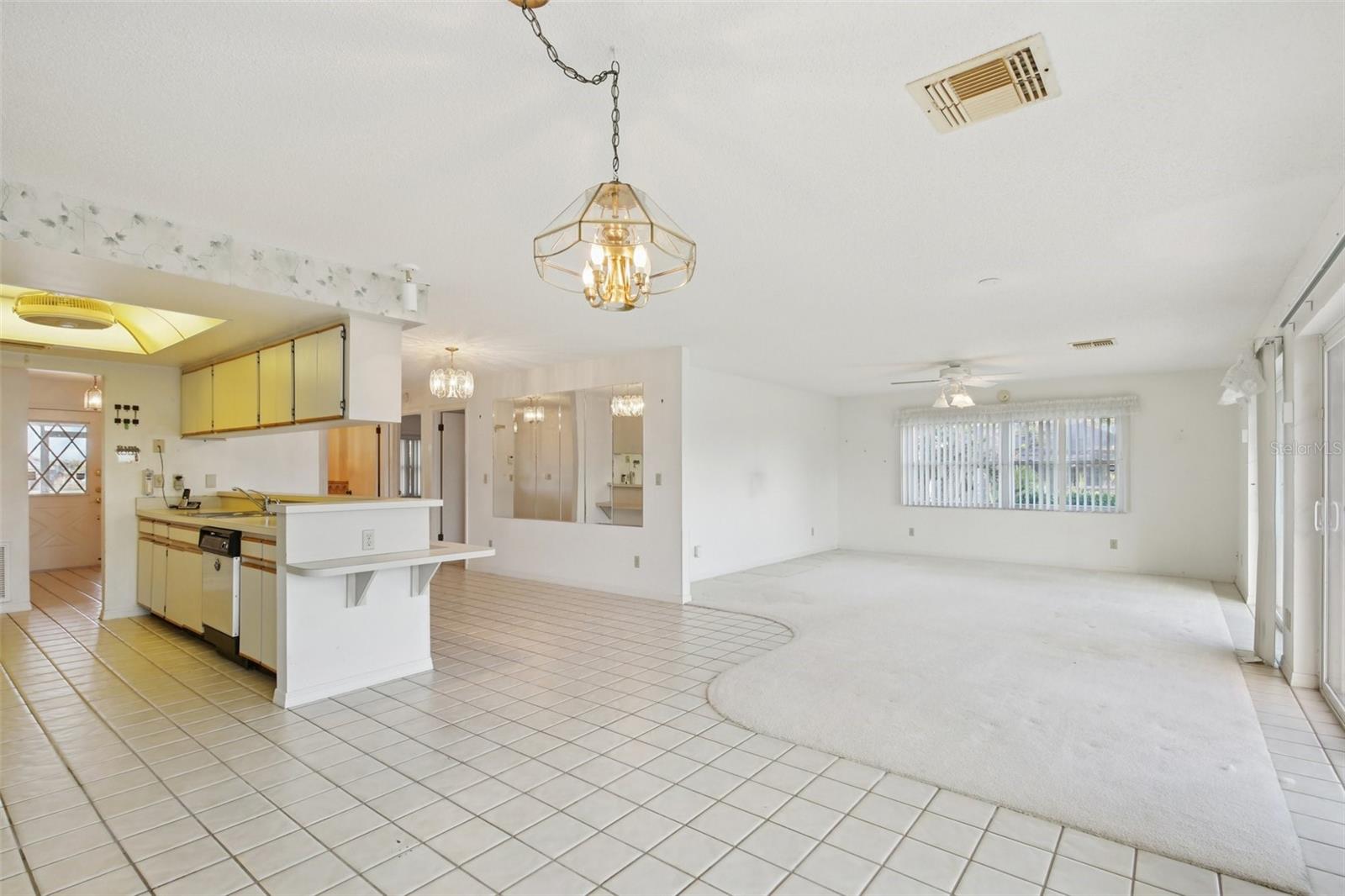 Image 12 of 62 For 706 Westmont Way