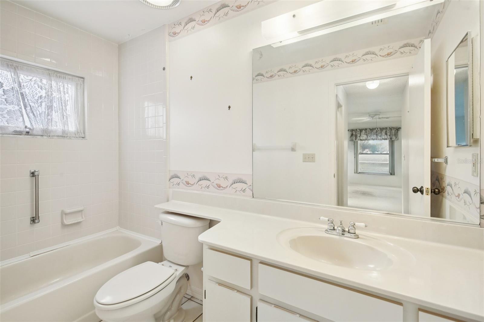 Image 23 of 62 For 706 Westmont Way