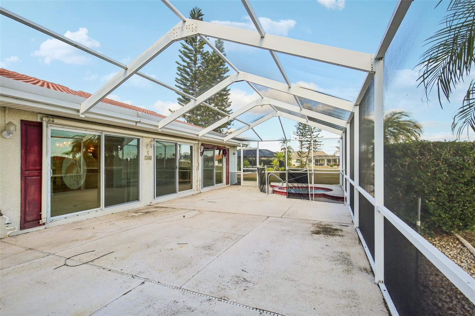 Image 37 of 62 For 706 Westmont Way