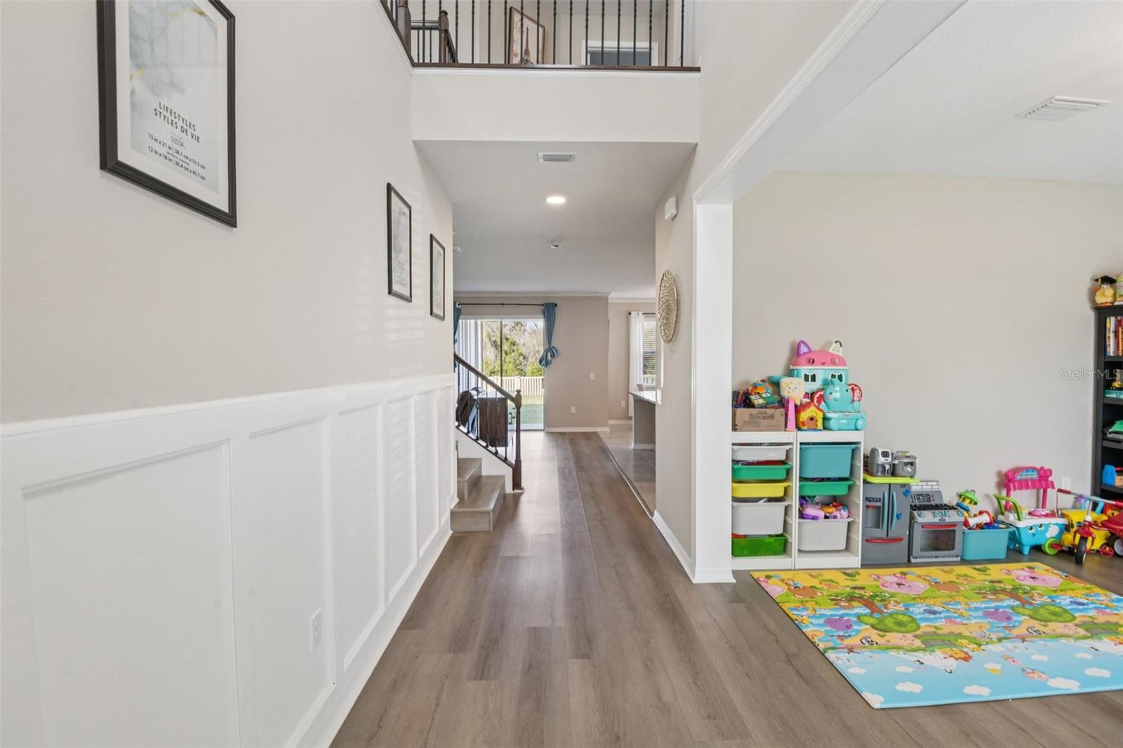 Image 15 of 35 For 17647 Cortes Creek Boulevard