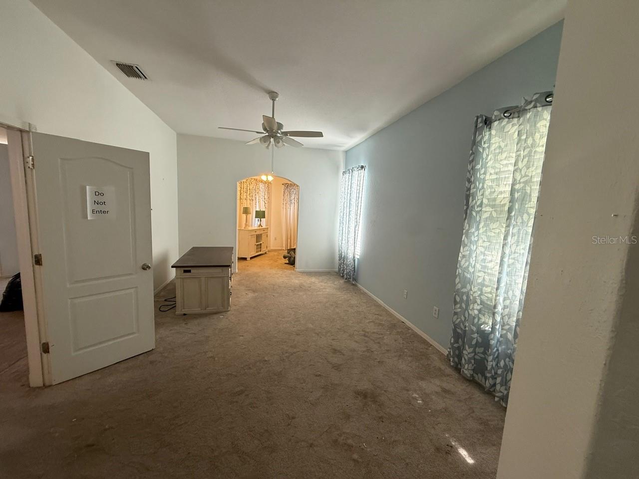 Image 12 of 21 For 319 Country Vineyard Drive