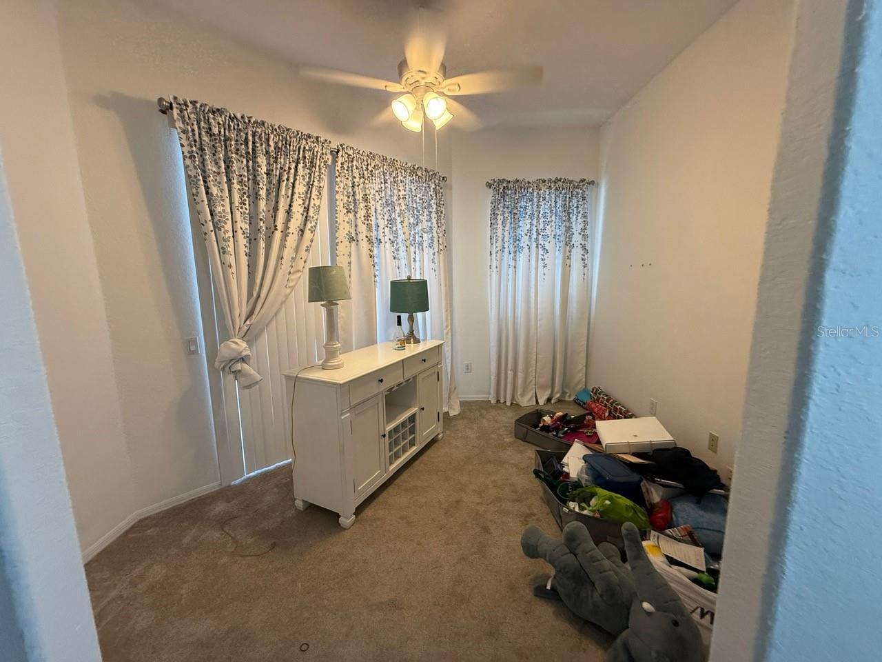 Image 13 of 21 For 319 Country Vineyard Drive