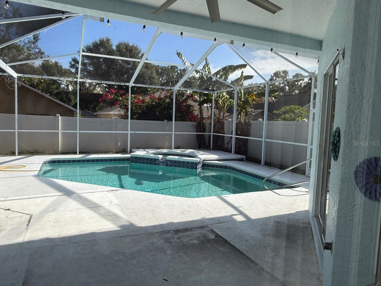 Image 2 of 21 For 319 Country Vineyard Drive