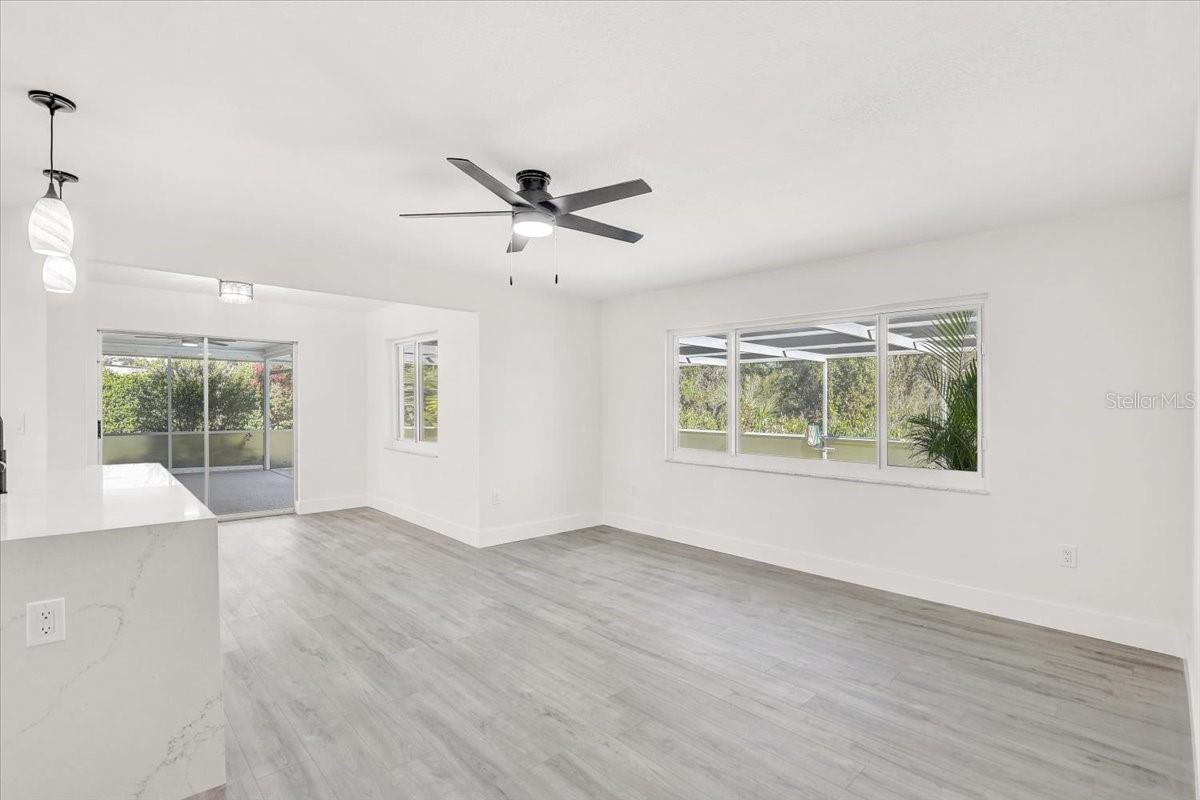 Image 10 of 57 For 1332 Whispering Lane