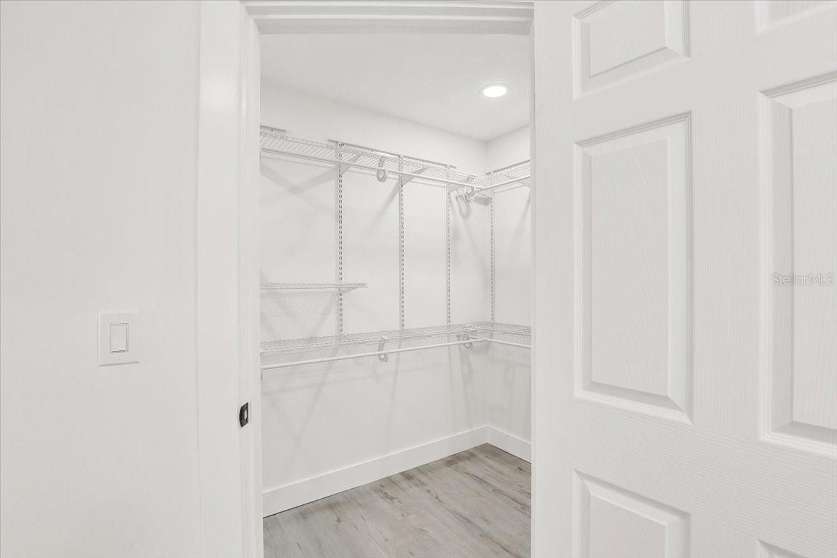 Image 20 of 57 For 1332 Whispering Lane