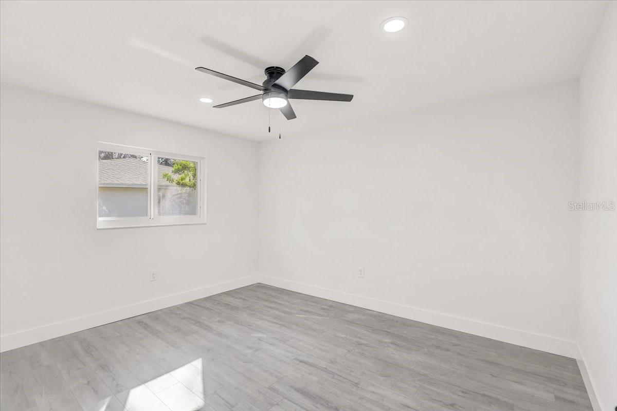 Image 23 of 57 For 1332 Whispering Lane