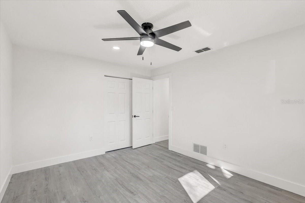 Image 24 of 57 For 1332 Whispering Lane