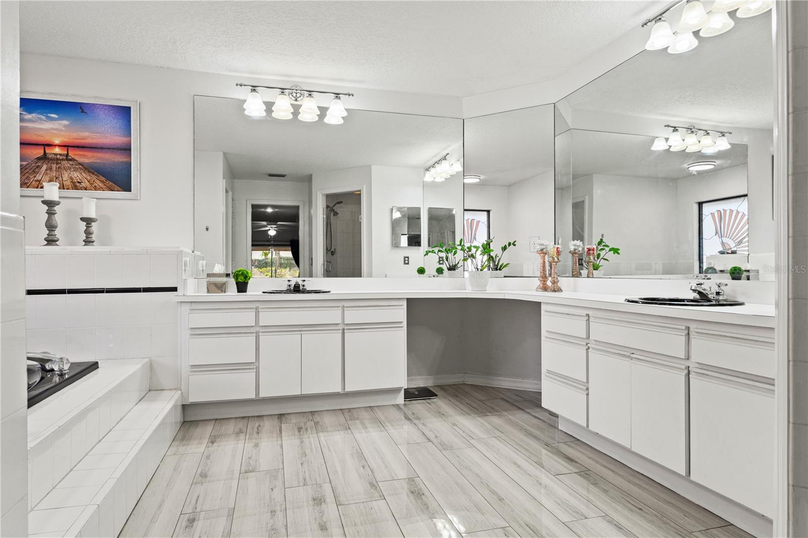 Image 17 of 35 For 10902 Bent Tree Place