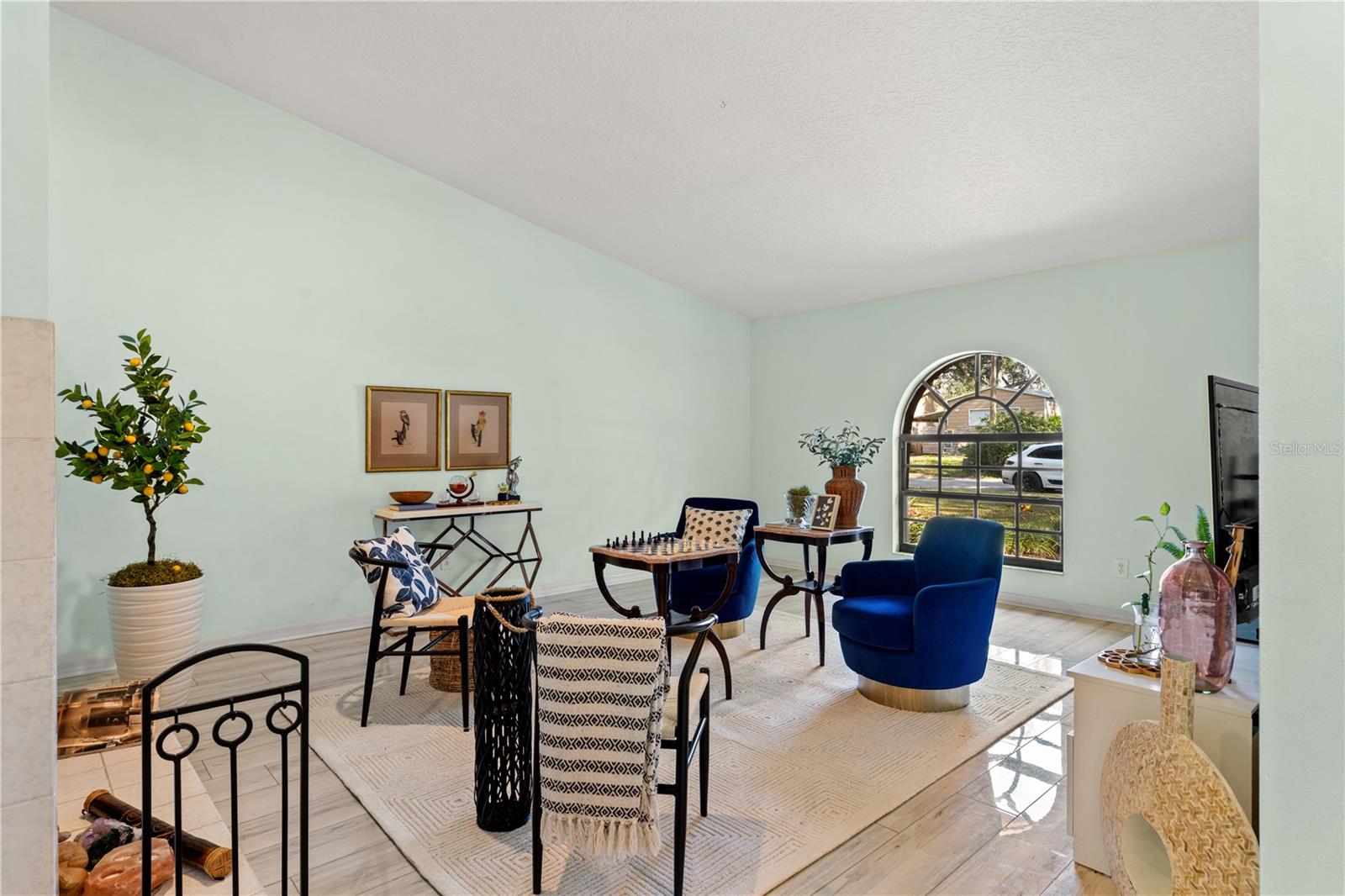 Image 6 of 35 For 10902 Bent Tree Place