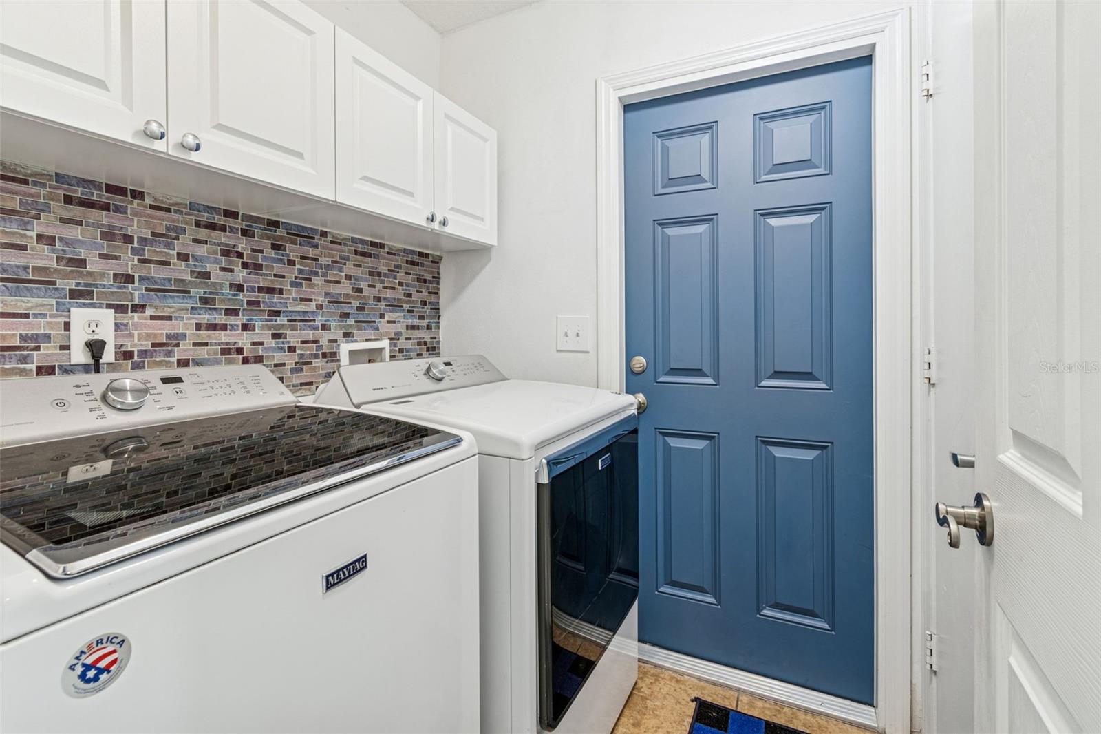 Image 30 of 46 For 10207 Rainbridge Drive