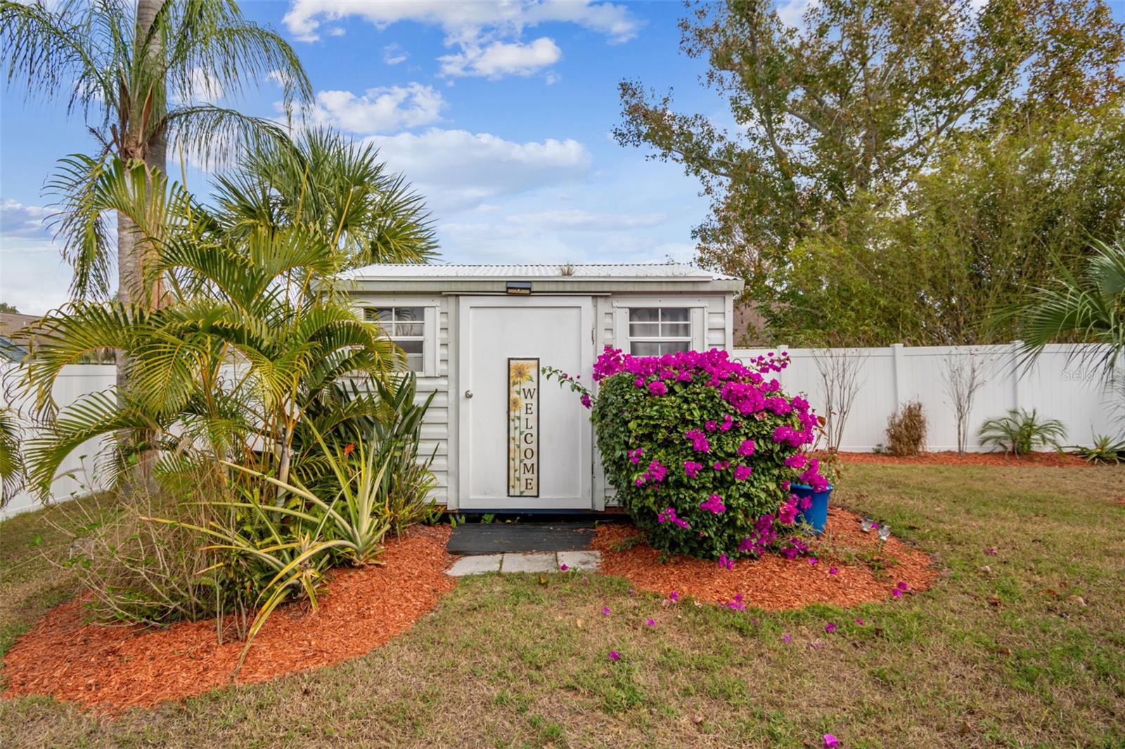 Image 37 of 46 For 10207 Rainbridge Drive