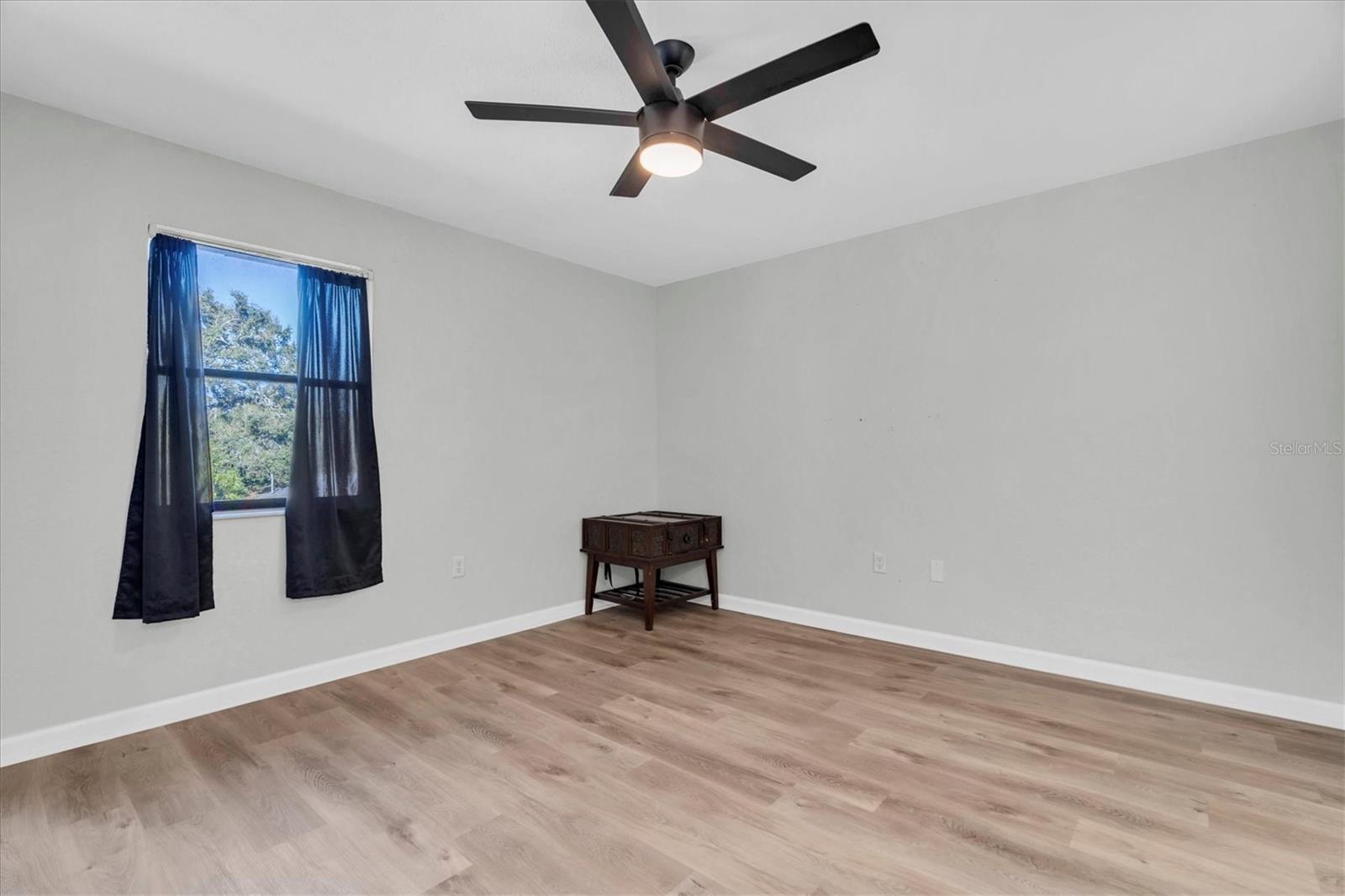 Image 11 of 37 For 10167 Sailwinds Boulevard N D206