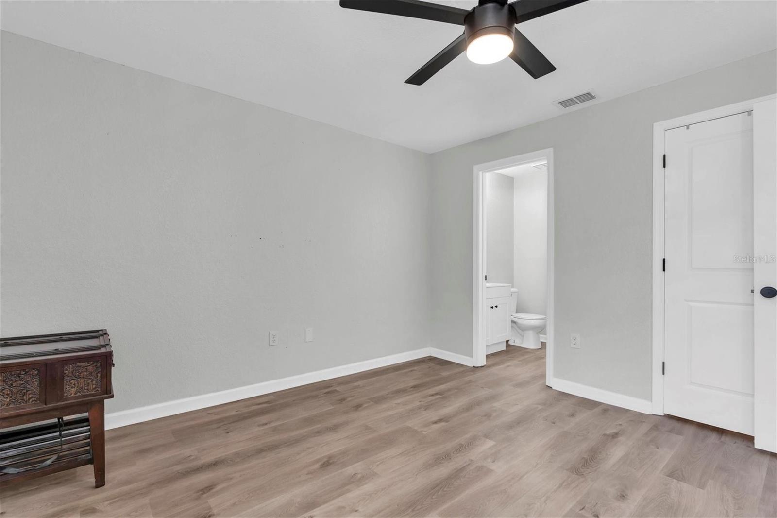 Image 13 of 37 For 10167 Sailwinds Boulevard N D206