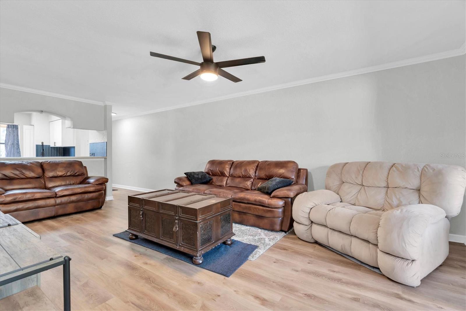 Image 3 of 37 For 10167 Sailwinds Boulevard N D206