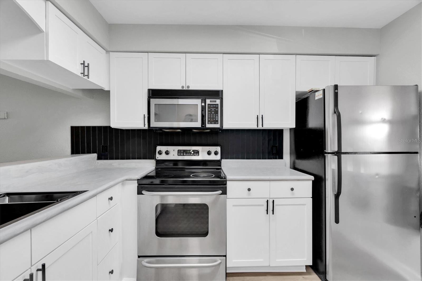 Image 8 of 37 For 10167 Sailwinds Boulevard N D206