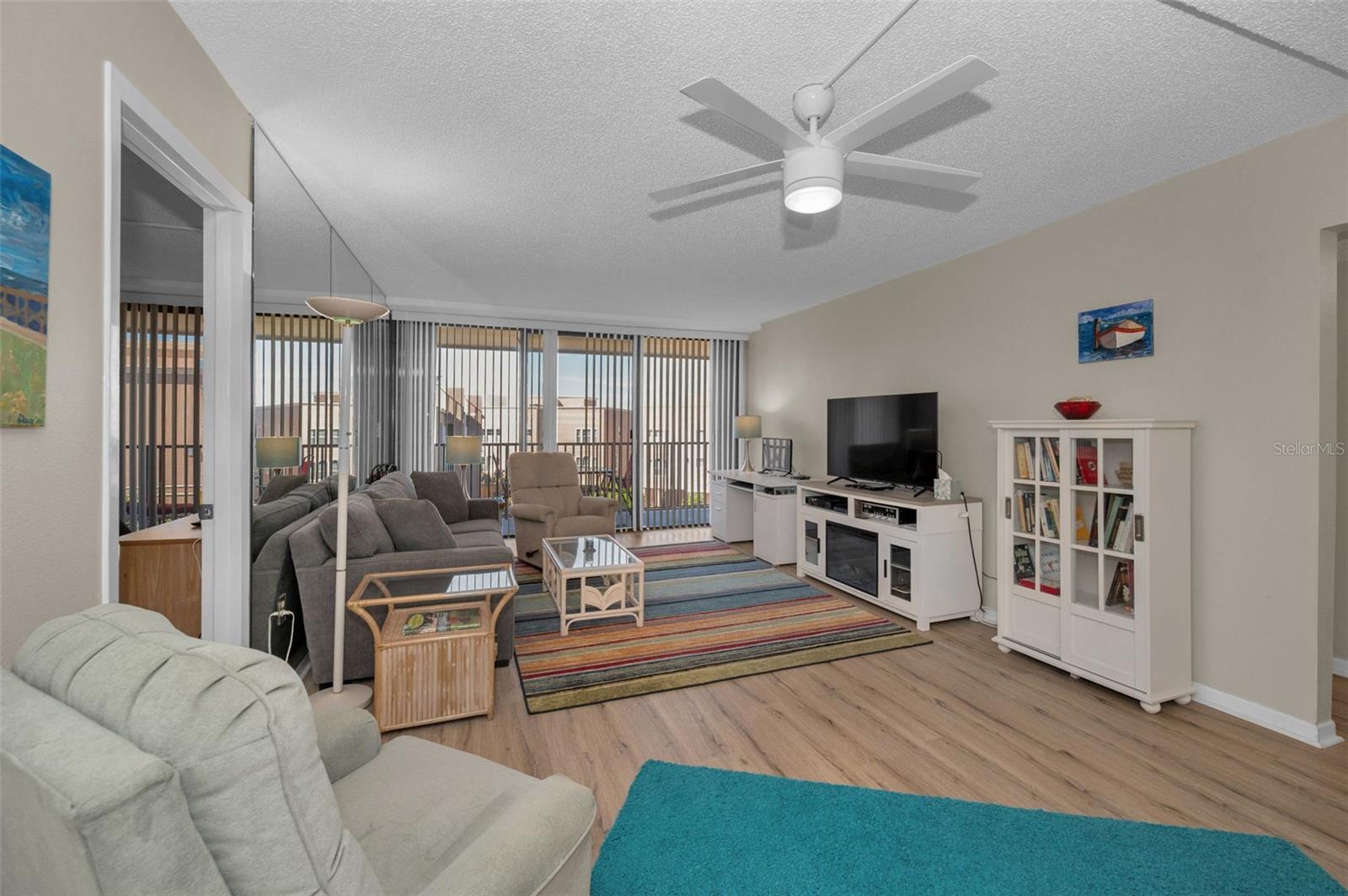 Image 13 of 51 For 2700 Bayshore Boulevard 9307